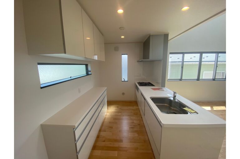 46C139E0-76FF-46D7-848F-CC5D0E82BF14