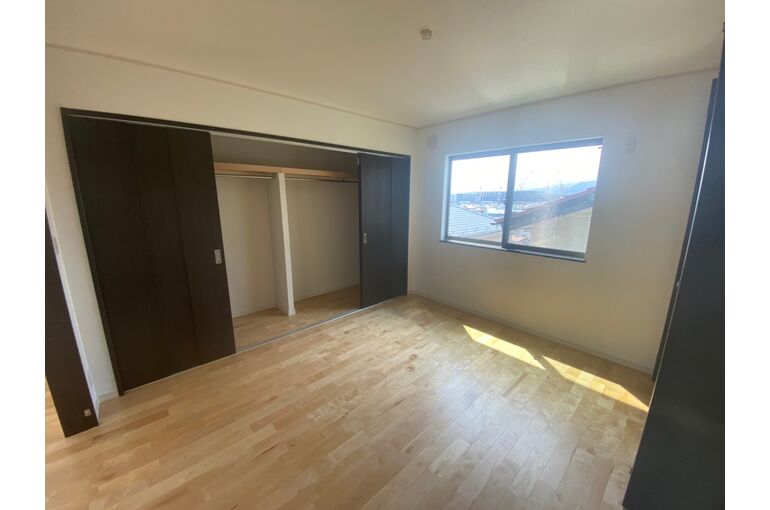 9A400DFA-0285-4605-B3C0-C067461C019C