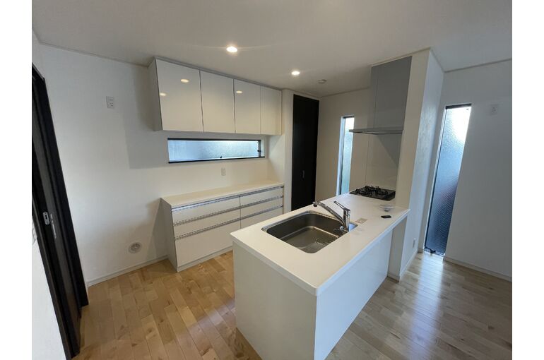 CF71A5D4-5587-4D80-A8D2-4D373927503E