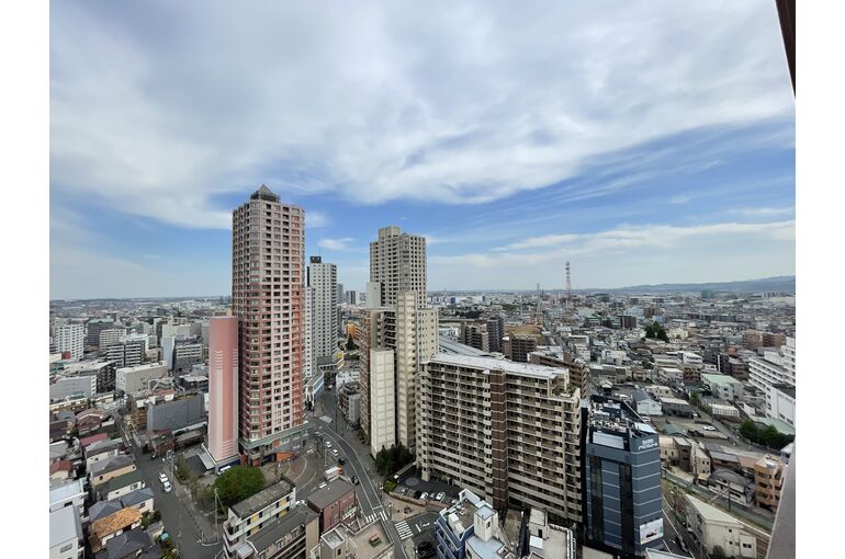 B3EF56E9-BC8D-41B5-98DF-AAABB02EC496