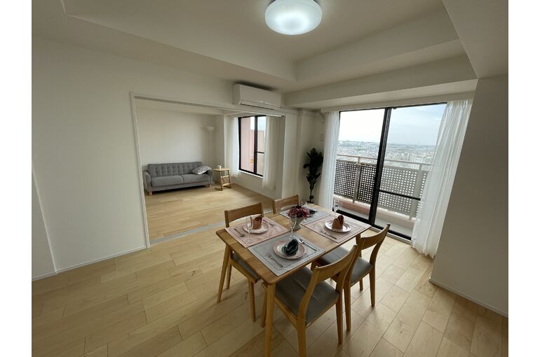 76A4CEDF-514B-4A81-B13B-7405FC73DA83