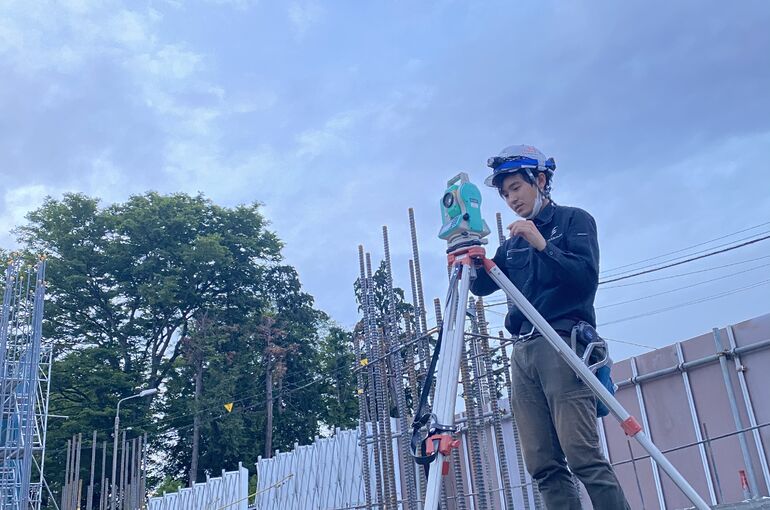 F0BC19A2-4A91-404A-8D42-49FBE20F8A55
