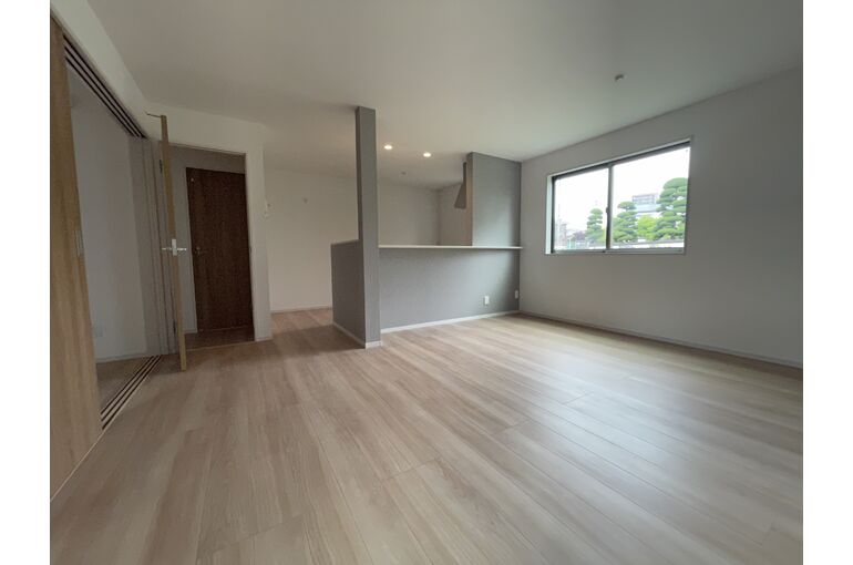 1916D50D-E3FA-4E10-AD38-35394CB5C230