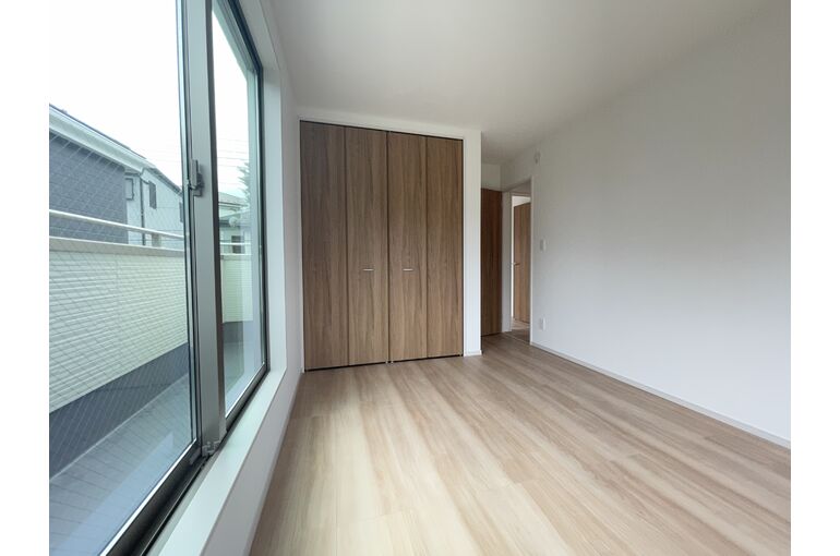 0B7E59DE-A086-4399-AFAE-EA52988565BA