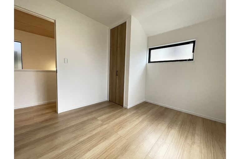 26F559EF-1CF8-46E6-818B-AC1FA3C2276E