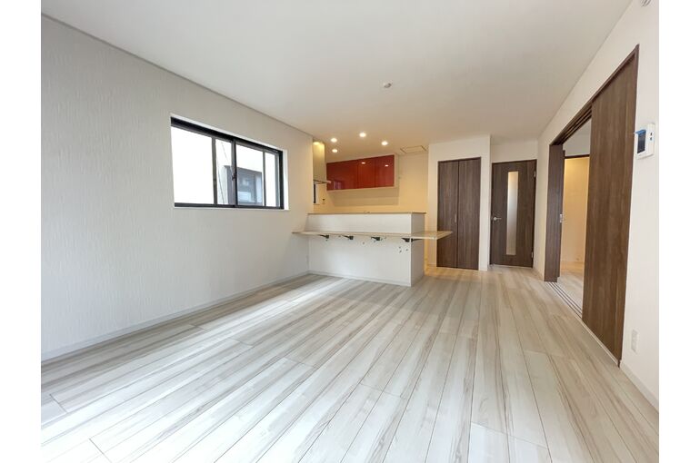 3C3034A8-B513-49C6-B282-FDE74F0EE266