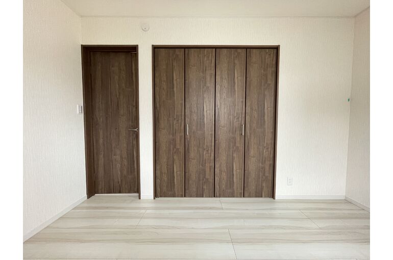 9FB3FDAF-E88C-43D8-8D1B-C14A0023F031