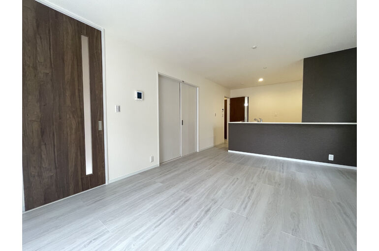 F30F19DE-1D40-472D-B8EC-C6D8815D1D37