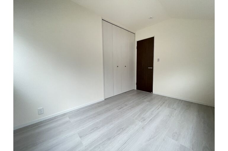 7CA2F843-296E-49C5-9B35-1748CF47B039