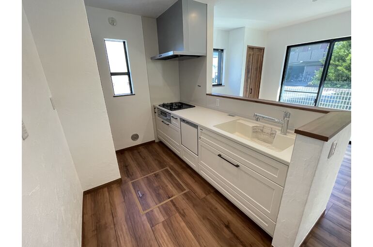 0C83F6D7-1CEC-43EB-B130-C4AD0FCD77EB