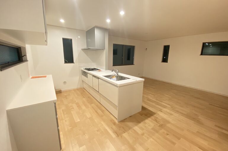 885F4E41-0E64-4BB0-8234-0CF7E66E01CF