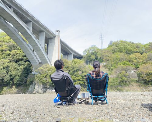 C107C89A-6B7E-4F09-933C-25BE7D8212BF