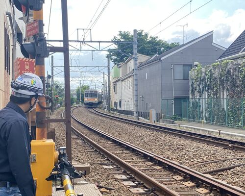 B1280D6F-92FF-48EC-85D1-D384F0FFAD1B