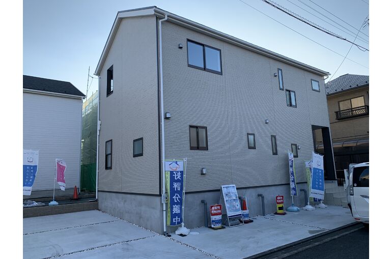 5D085265-E4D8-4EF9-A0E2-EA02AFF2403C