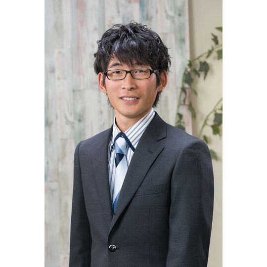 鋭治写真スーツ