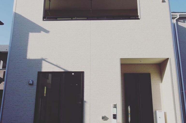 7C93D81F-72B7-4702-9EFE-3ECF51DF7059