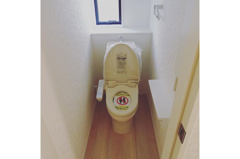 D30502BA-8E04-4ABA-8FA9-CCE786343F78